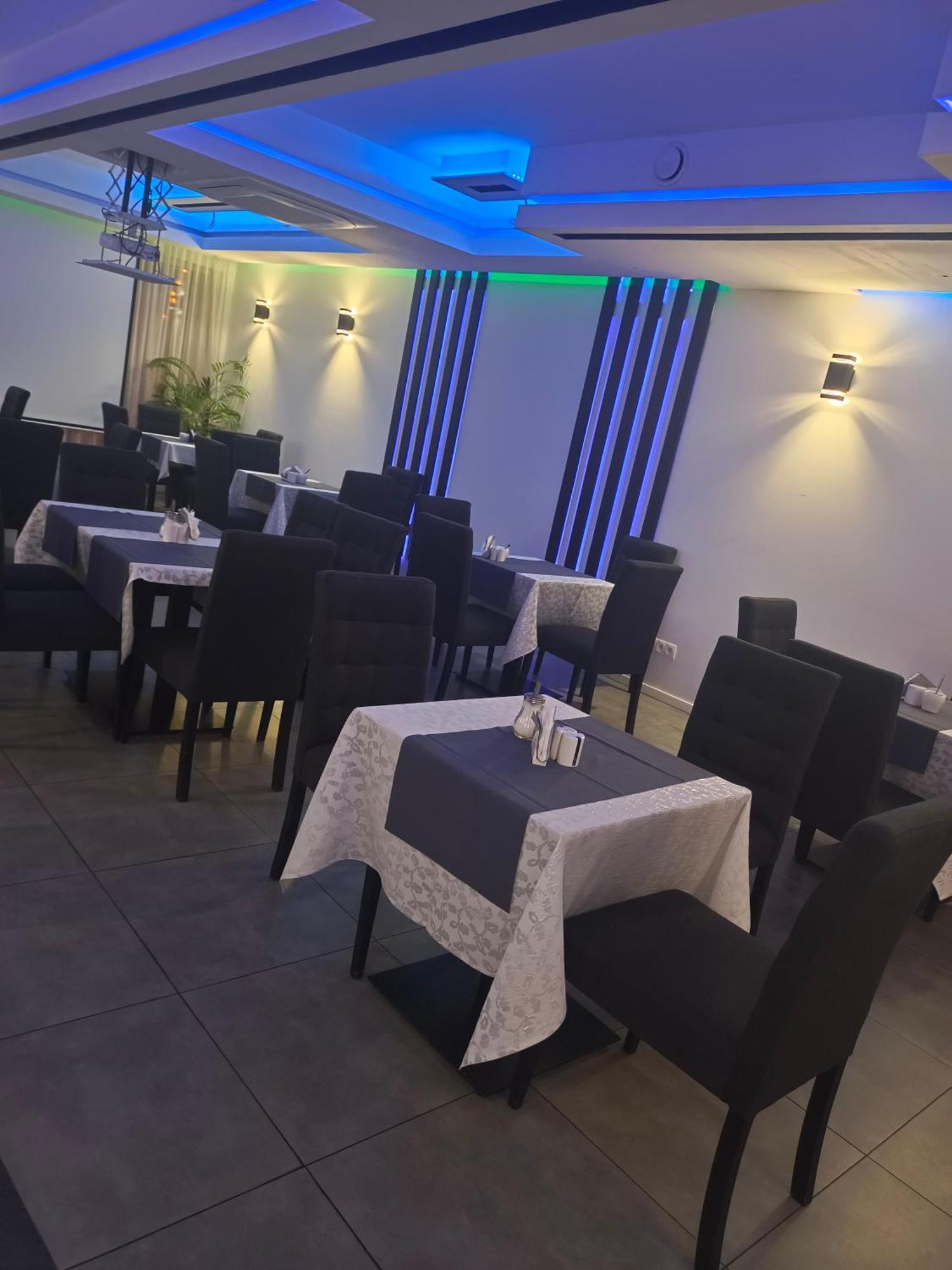 Hotelik & Restauracja Amber Raszyn Kültér fotó
