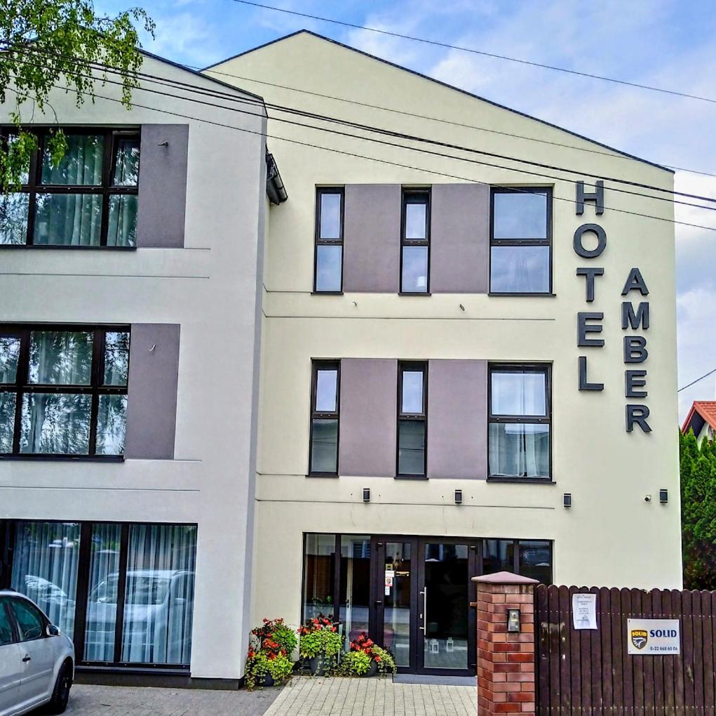 Hotelik & Restauracja Amber Raszyn Kültér fotó